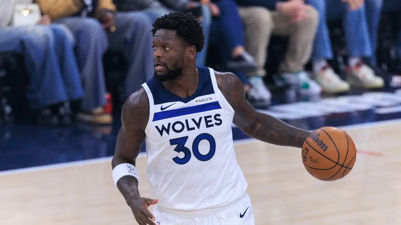 Los Lakers quieren refuerzos, pero ya no tienen con qué pagarlos