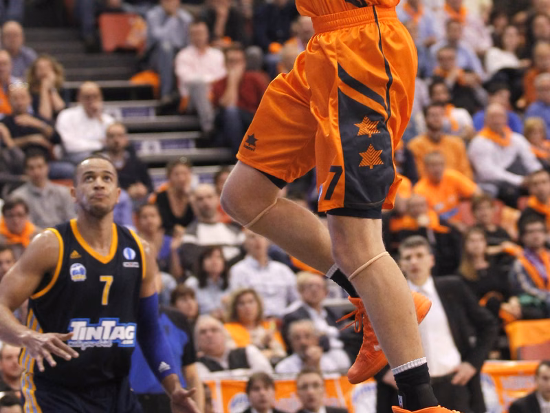 Justin Doellman diseña el camino hacia las semifinales para Valencia Basket