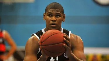 Coviran Granada: Kobi Simmons descartado. Milaknis y Felicio ¿nuevos objetivos?