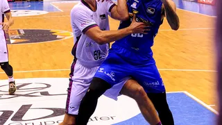 El San Pablo Burgos más serio de la temporada no da opción a Unicaja (77-60)