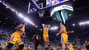 El Herbalife de Eriksson y Seeley deja los deberes para el final (97-84)