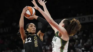 WNBA: Las locales Aces y Sky empatan la serie ante Storm y Sun en semifinales