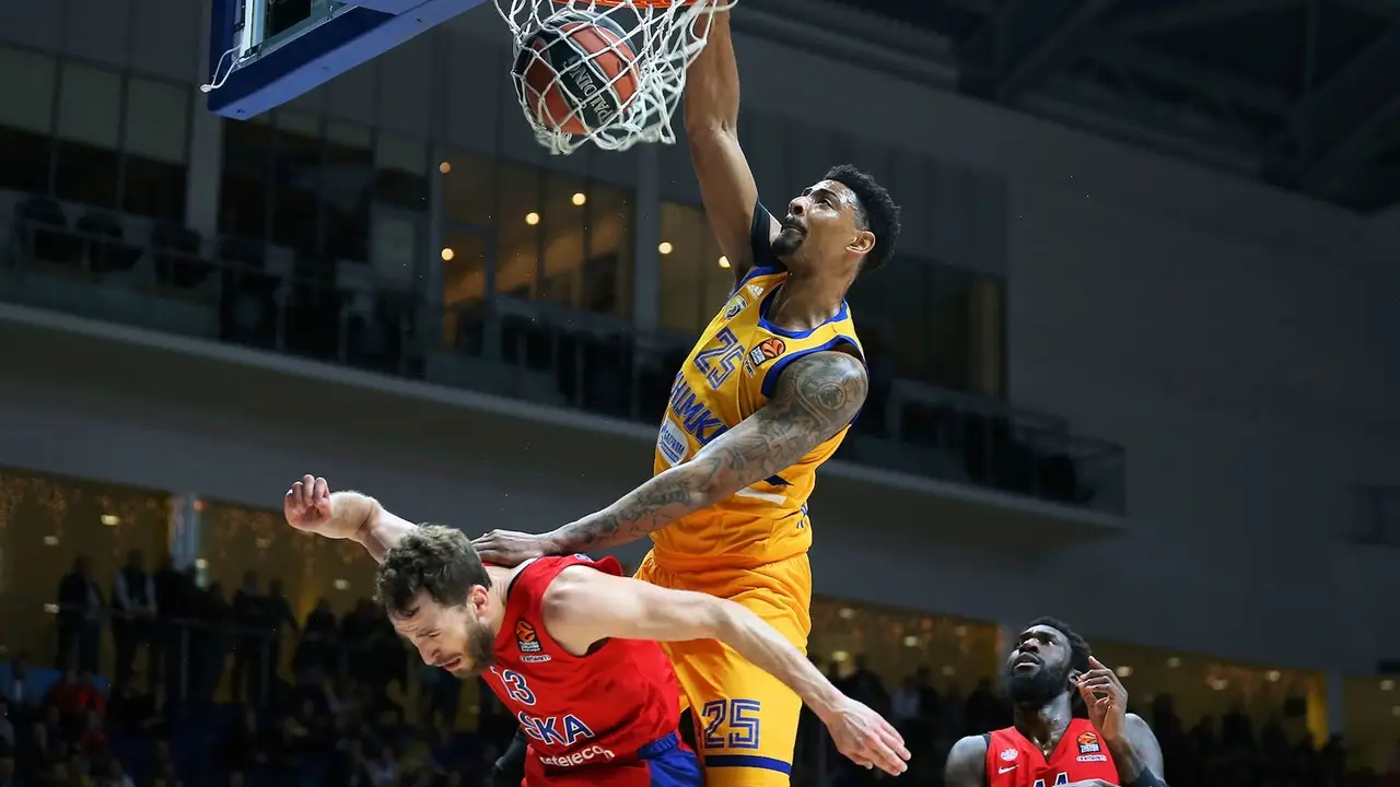 Analizando a Jordan Mickey: más físico e intimidación para la pintura blanca