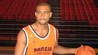 Okulaja jugará en Rusia