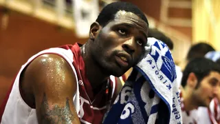 Ola Atoyebi, será el recambio temporal de Frost en el Melilla Baloncesto