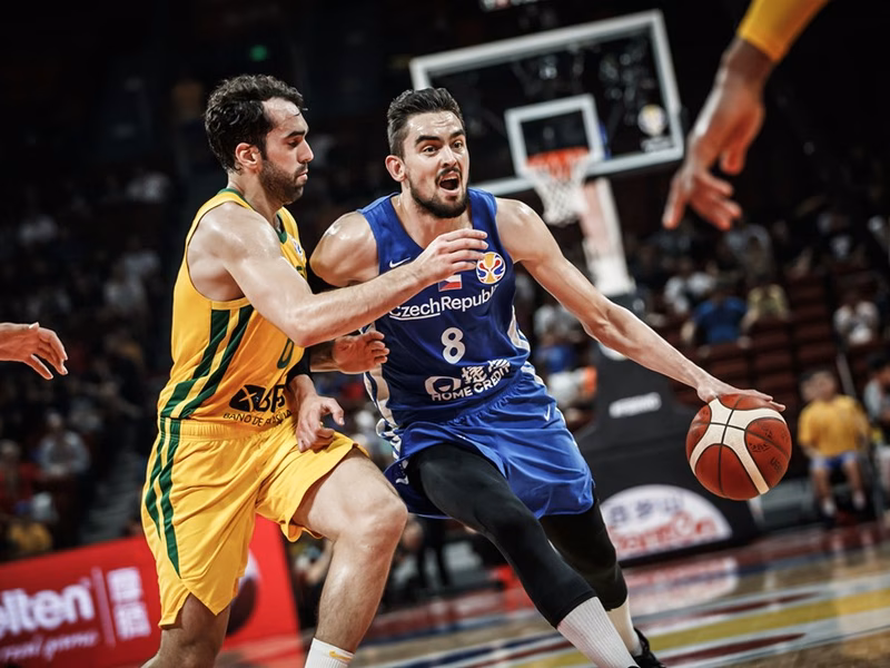 Mundial China 2019 TOP 5 (J4): Satoransky rompe la estadística; Wilbekin, de récord