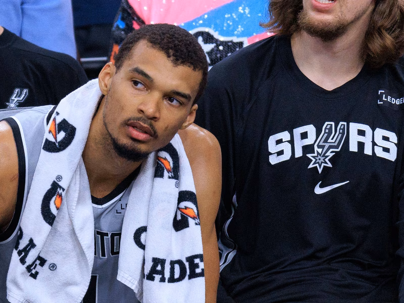 NBA Playoffs: ¡Los Spurs pierden a Victor Wembanyama y los Blazers igualan la serie!