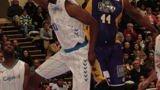 ¡Final feliz en Pisuerga! Blancos de Rueda derrota al Cajasol y ambos se salvan (88-84)