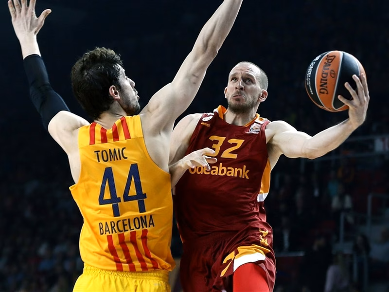 El Barça sigue con su mala racha europea y cae ante el Galatasaray (78-64)