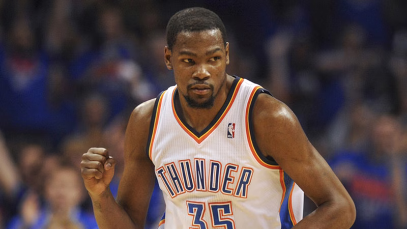 Durant y Westbrook, a nivel MVP ante los Warriors. Los Rivers y LeBron, históricos