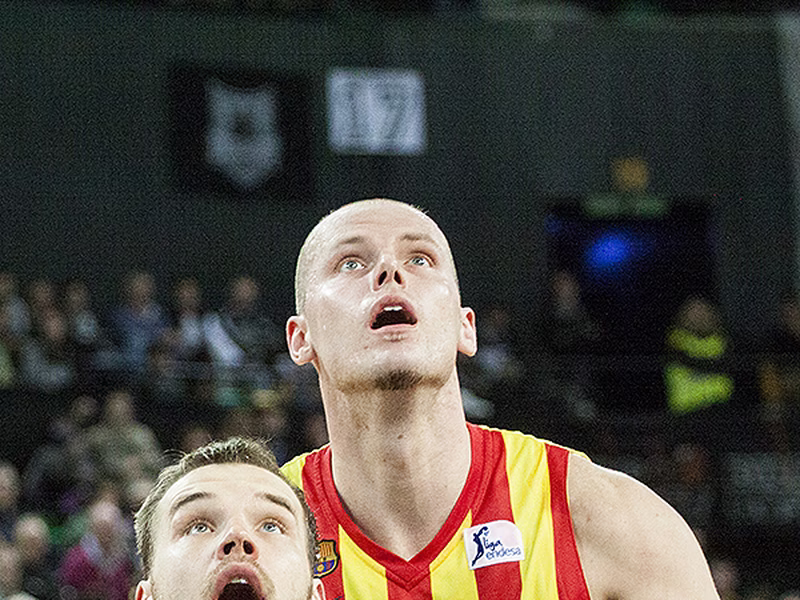 Lampe, sorprendente MVP del mes; Pascual, coach de marzo. Felipe, Rey en productividad
