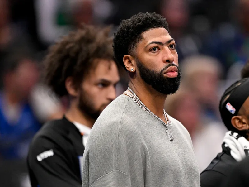 Los Mavericks listos para escuchar ofertas por Anthony Davis