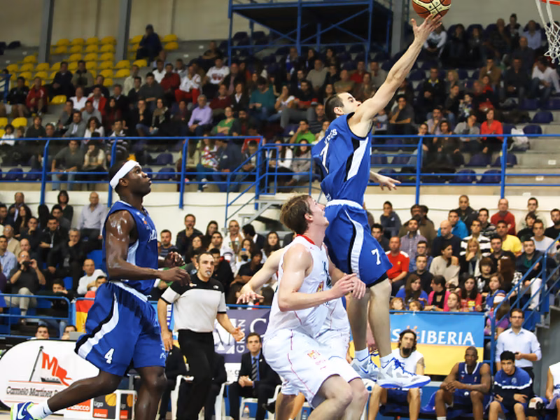 Troy DeVries no dejará Melilla Baloncesto