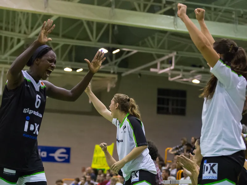 Sin invictos, Girona y Perfumerías se asoman al liderato; triple MVP