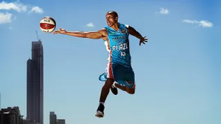 Conoce a Adris De León, del asfalto de Dyckman al parquet