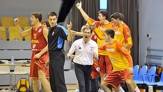 #U16M Cuartos de Final: España cree en su oportunidad y gana a Serbia por 64-78