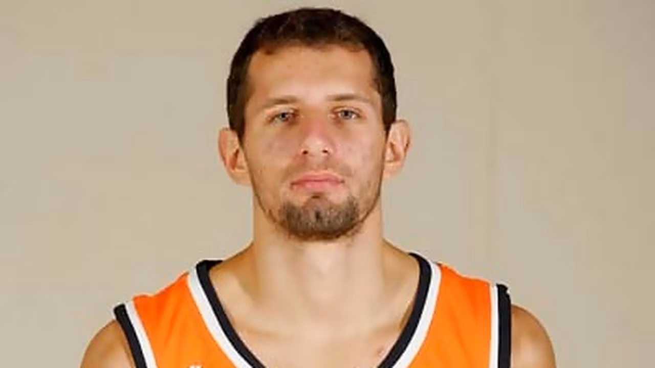 Vule Avdalovic se queda en el Pamesa