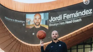 Jordi Fernández se acuerda de Badalona: “Una de las mejores ciudades del mundo”
