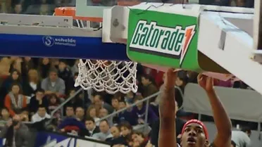 Rodney White aterriza en la Scavolini