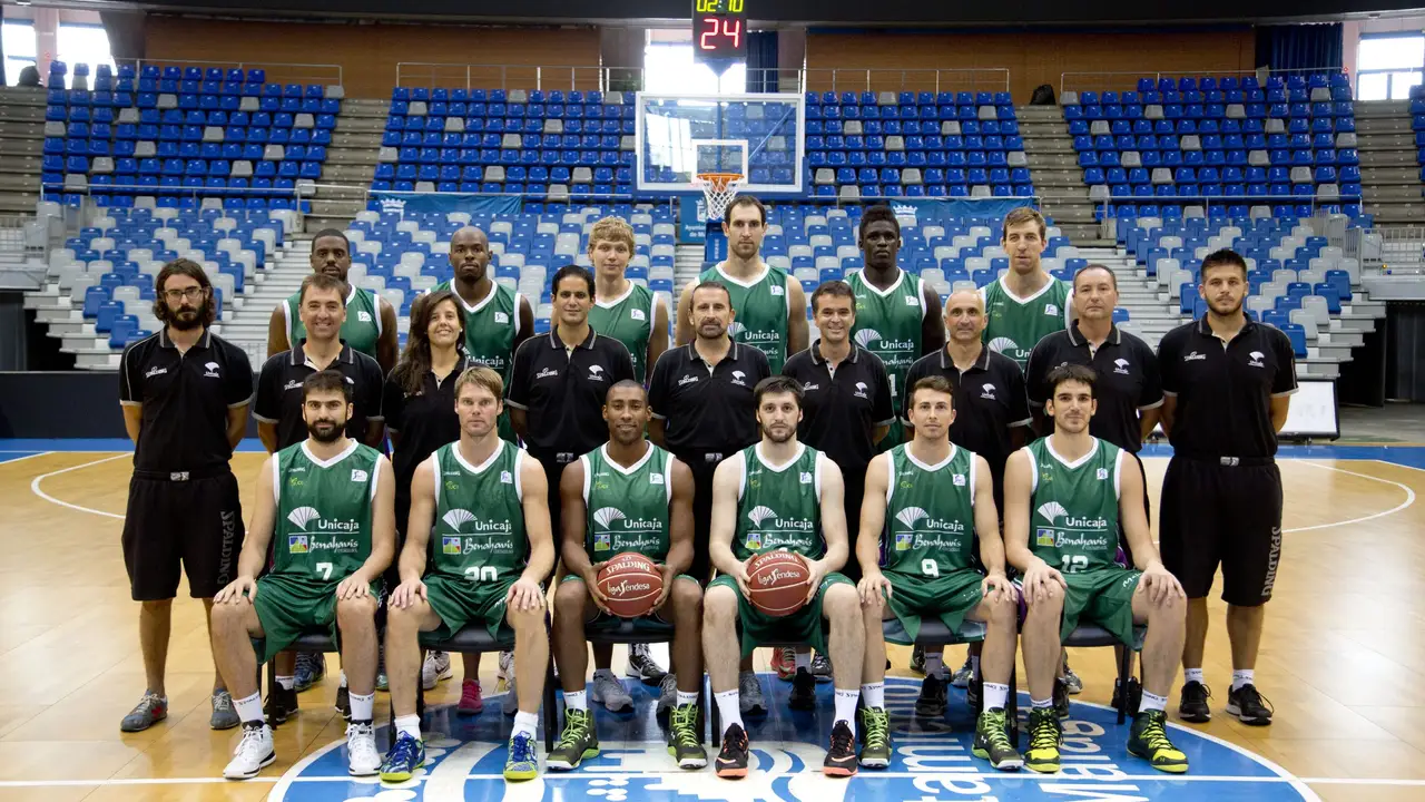 Kuzminskas y Will Thomas siguen en Unicaja. Golubovic, Germán Gabriel y Stefannson no