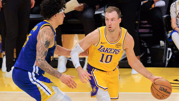 Luke Kennard ya demostró su valor en su debut con los Los Angeles Lakers