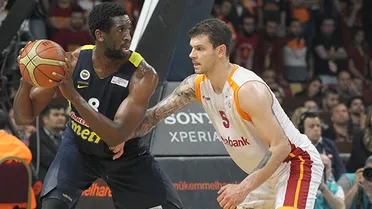 Efes-Fenerbahce, finalistas. El Dogus de Blatt, presupuesto de ¡30 millones €!