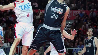 Xacobeo Blu:Sens se hace con Pasalic; el próximo será Dmitry Flis