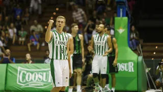 El Betis regresa a la Liga Endesa imponiéndose al recital de Prepelic