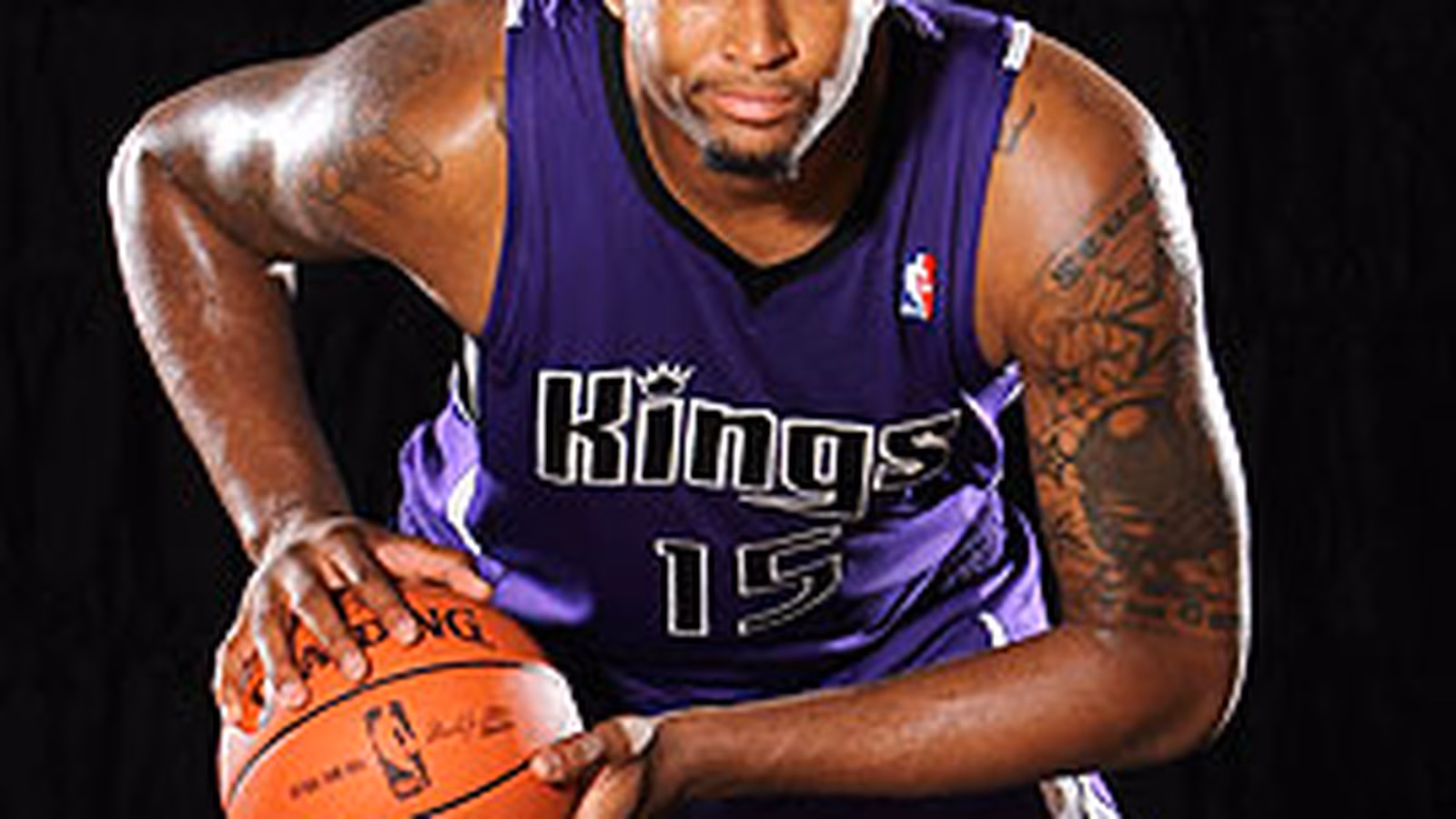 Los Kings honran a su apellido venciendo a los reyes; Pau entra en la leyenda