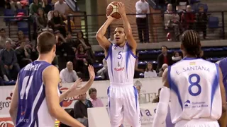 Alfredo Ott renueva en Clavijo