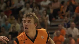 Alan Voskuil se desvincula del Ayuda en Acción Fuenlabrada