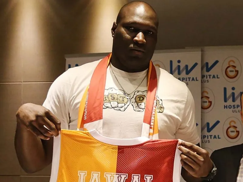 Nathan Jawai, en la UCI por traumatismo cervical. Descartado el infarto (Actualizado)
