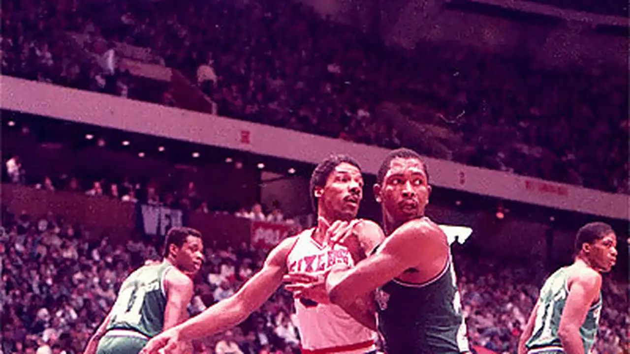 Julius Erving subasta, entre otros trofeos, su anillo de campeón por un mínimo de 25.000 dólares