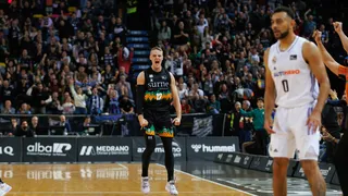 Ludde Hakanson, el hombre de moda en Miribilla