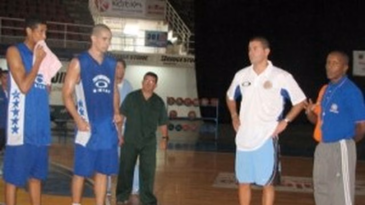 Iván Déniz, ex-técnico de Tenerife Rural, buscará el asalto al título de Campeón de Venezuela con Trotamundos de Carabobo