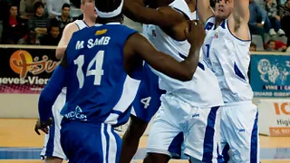 Darryl Middleton se acoge al 1006 y la FEB tendrá que decidir sobre Girona FC