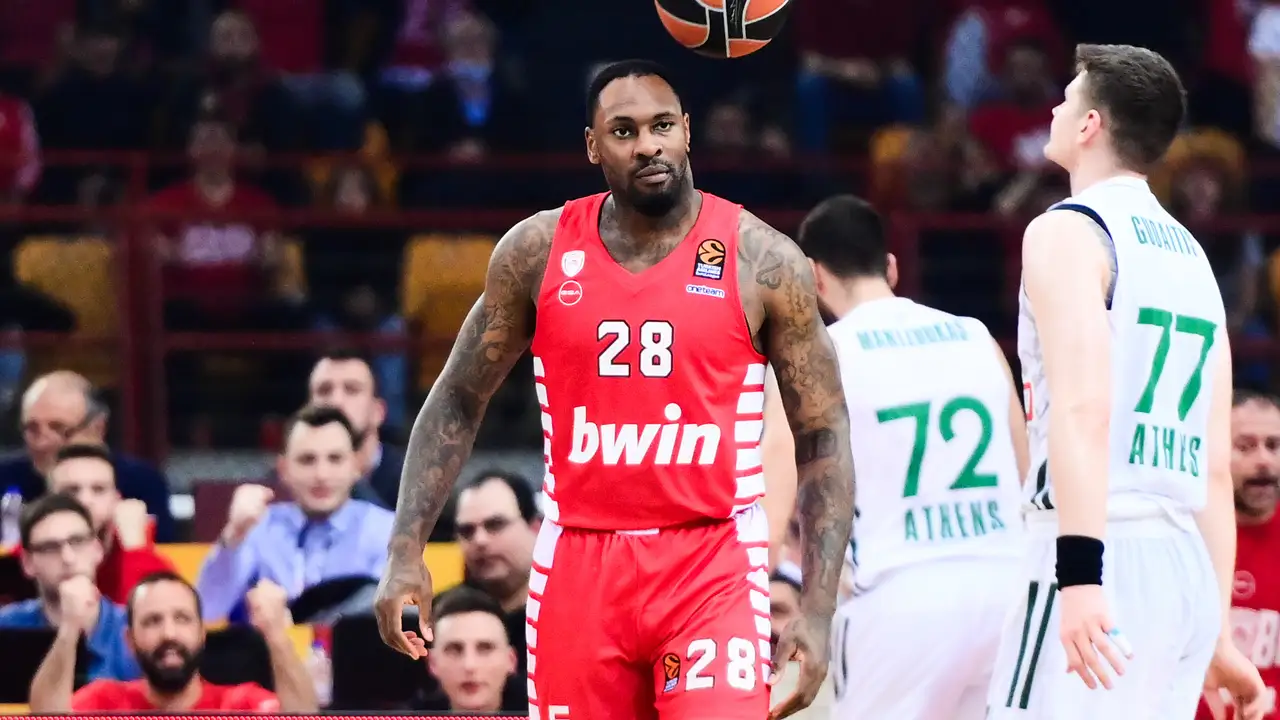 Virtus Bolonia quiere fichar a este potente pívot por la baja de Jordan Mickey
