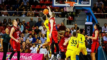 Victoria sobre la bocina para cerrar una semana de ensueño en Zaragoza (70-69)