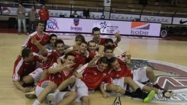 NIJT Belgrado ’11: Aleks Cvetkovic (’93) se carga a INSEP y FMP, los dos grandes favoritos, y corona a Estrella Roja con 55 de valoración