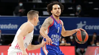 Anadolu Efes asesta el segundo golpe al Real Madrid (91-68)