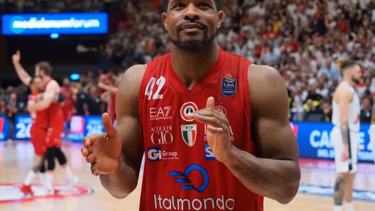 Kyle Hines bate un récord histórico de la Euroliga