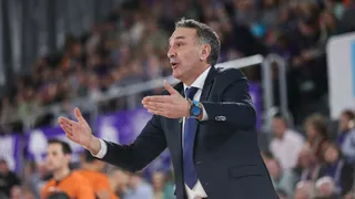 El banquillo de Zunder Palencia casi cerrado, a la espera de la firma