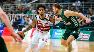 Liga Endesa: Baskonia renueva a su estrella por dos años más