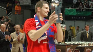 El MVP de la Copa Mirza Teletovic seguirá cinco temporadas más en Baskonia