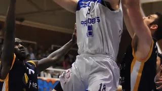 Iván Matemalas refuerza a FEVE Oviedo Baloncesto