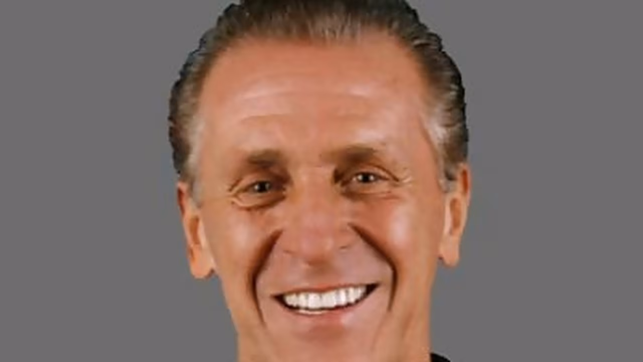 Pat Riley empieza la pretemporada de los Heat con mano dura