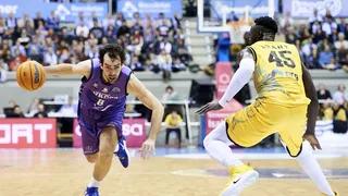Benite lidera a un excelente San Pablo Burgos frente a AEK (93-76)