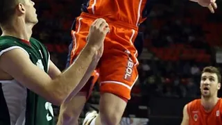 Claver, rumbo a Los Angeles