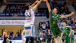 Alberto Corbacho no seguirá en Monbus Obradoiro la próxima temporada