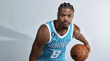 La redención de Smith Jr.: de pensar en jugar en la NFL a un renacer en Charlotte